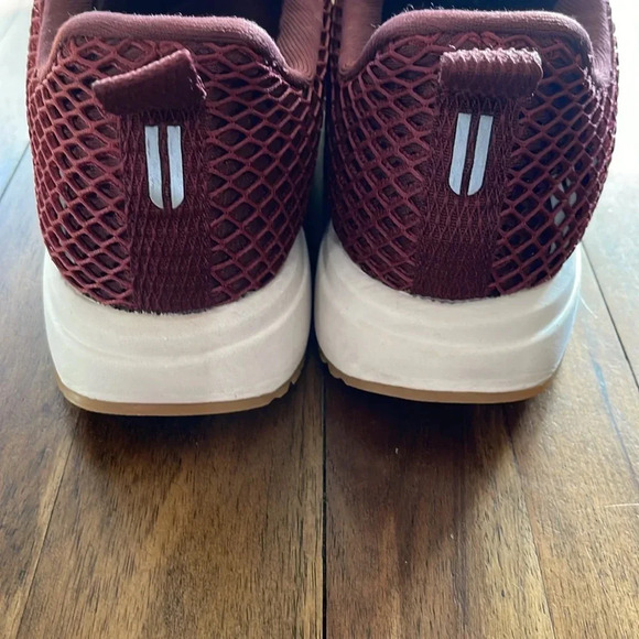 NOBULL maroon mesh runner shoe - Picture 8 of 10